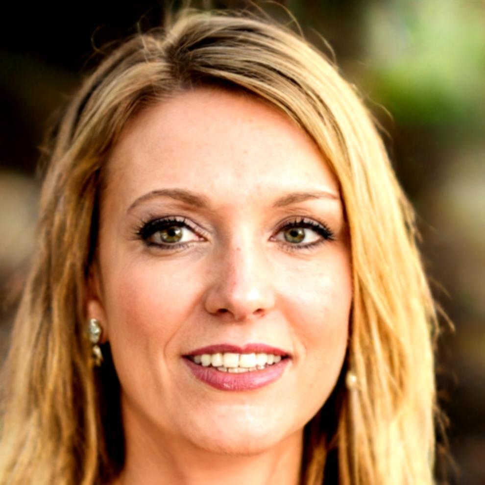 Katrin Lindemann - Finanzcontrollerin